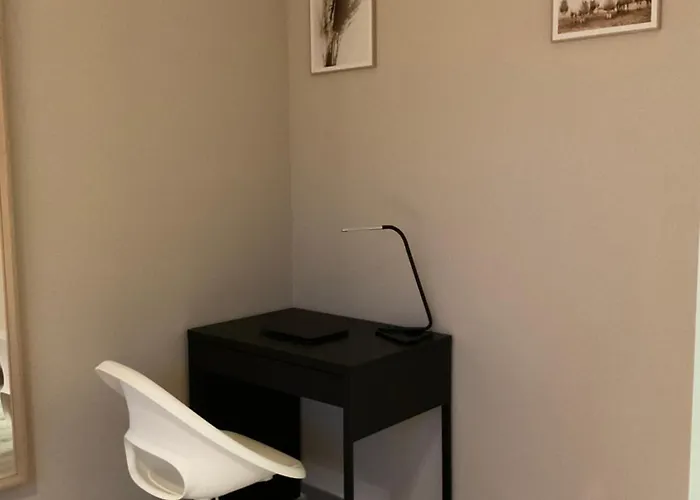 Modernes Am Dreilaendereck Alsdorf